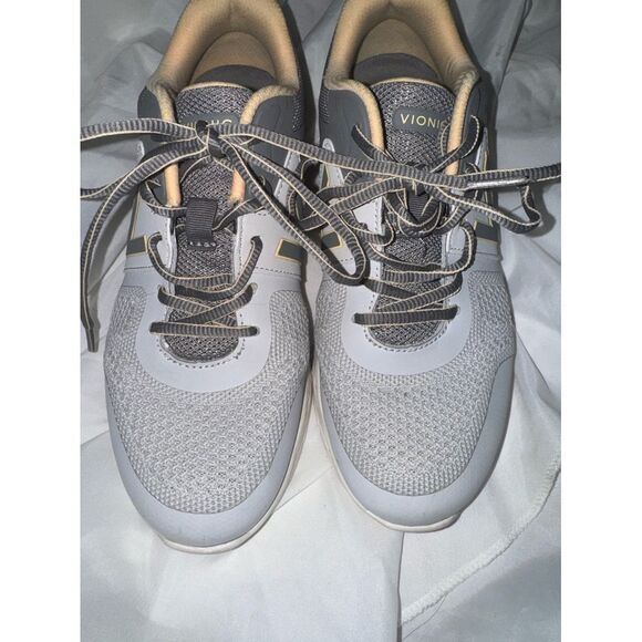 Vionic sneakers - Picture 1 of 9